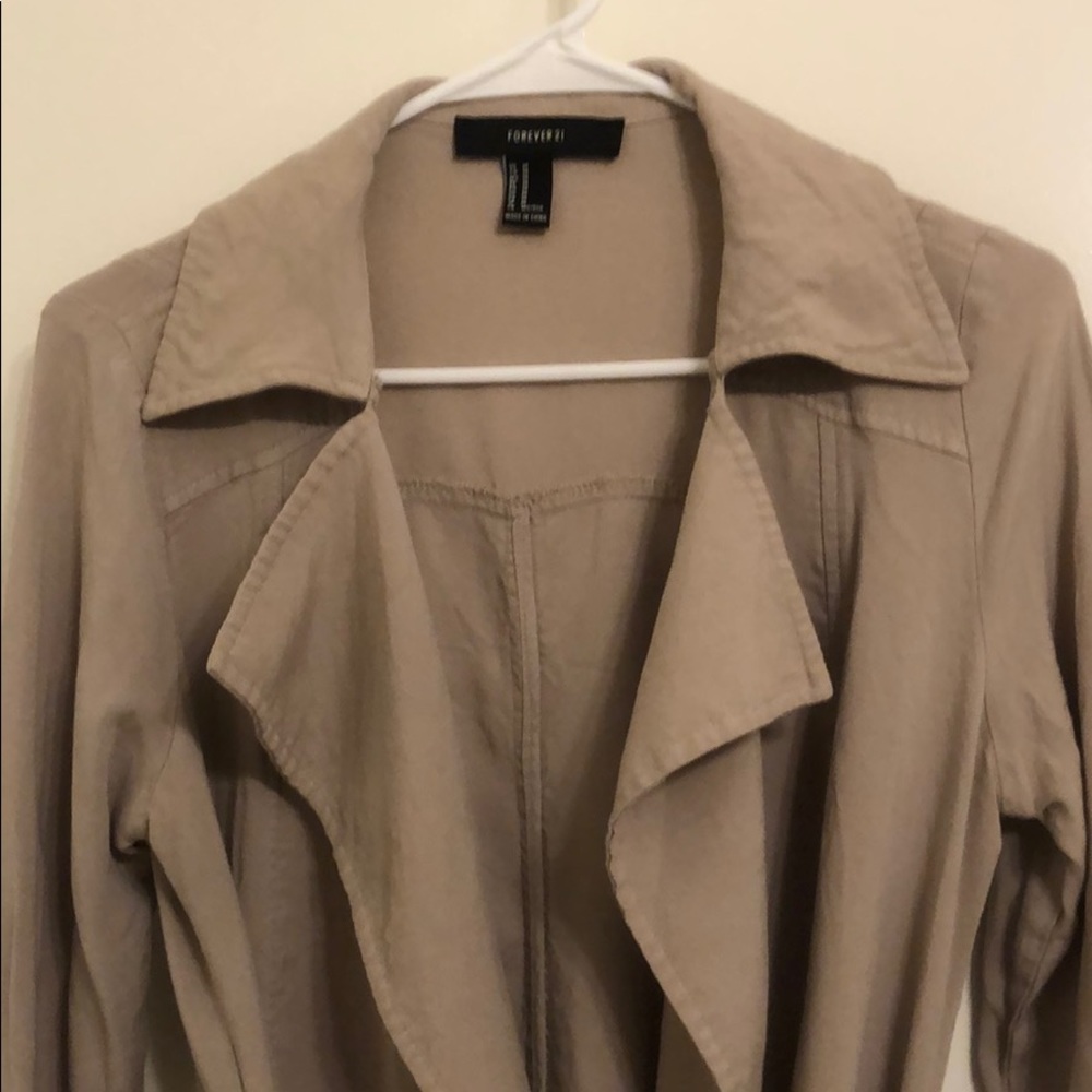 Tan colored jacket/cardigan - Picture 6 of 7
